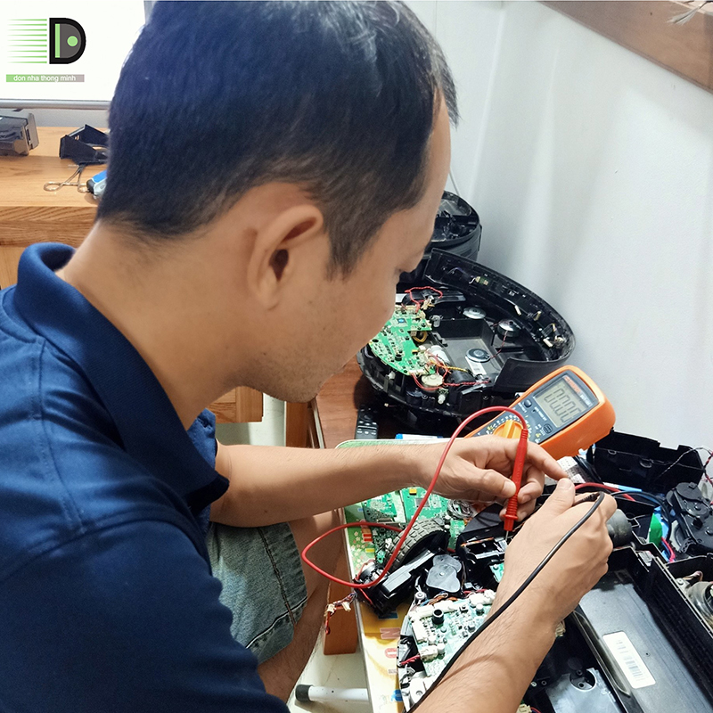Quy trình Danke sửa robot hút bụi tại Đà Nẵng
